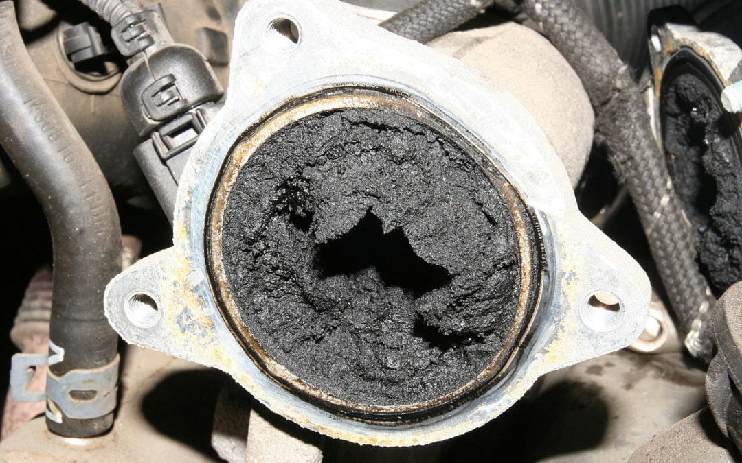 Como trabaja el Catalizador Sólido para Combustible FEROX en los Depósitos de Carbón